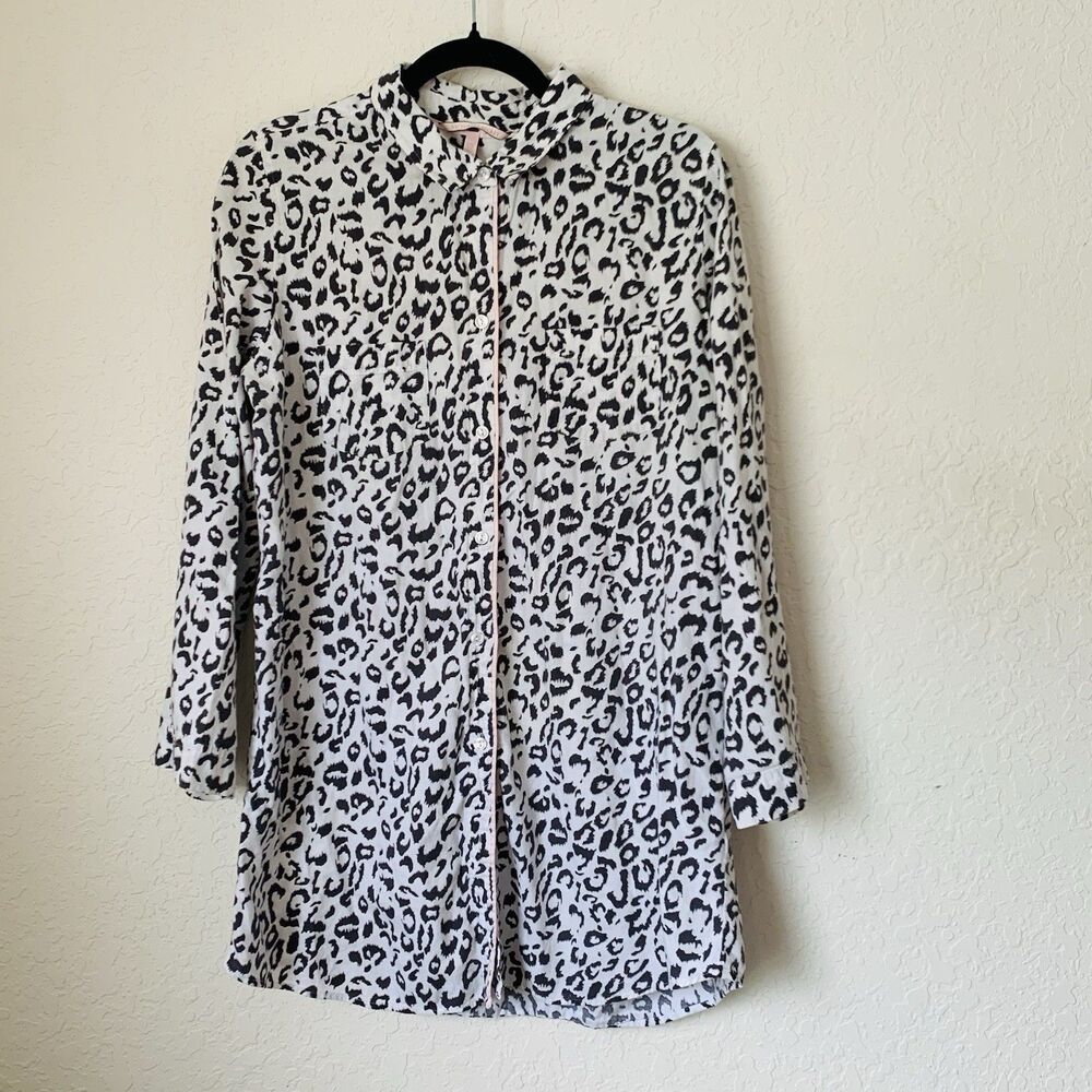 Victoria Secret Sleep Shirt Dress M White Animal Print Button Down‎ Long Sleeve